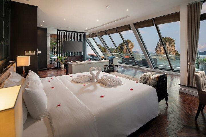 VIP Luxury Overnight Cruise Ha Long & Lan Ha Bay from Hanoi