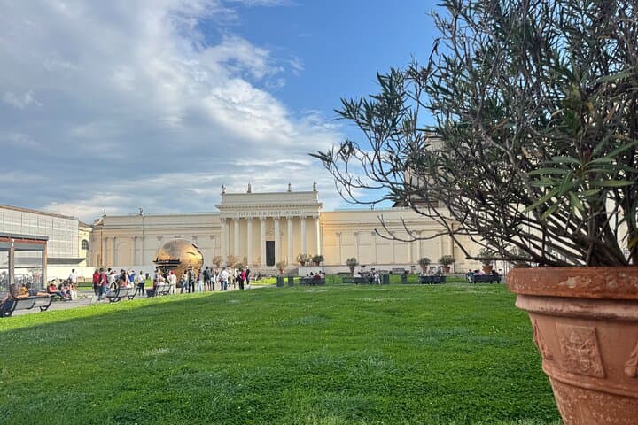 Rome : Vatican Museum Sistine Chapel & St. Peter’s Basilica Tour