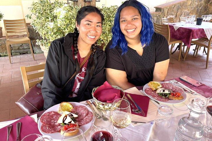 From San Gimignano: Tuscany Wine tour by Tuk Tuk with Lunch