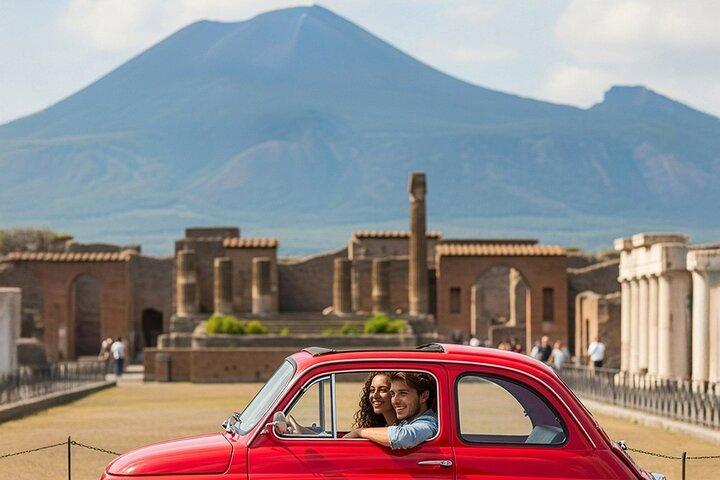 Private tour in Fiat 500/600 Pompeii and Vesuvius