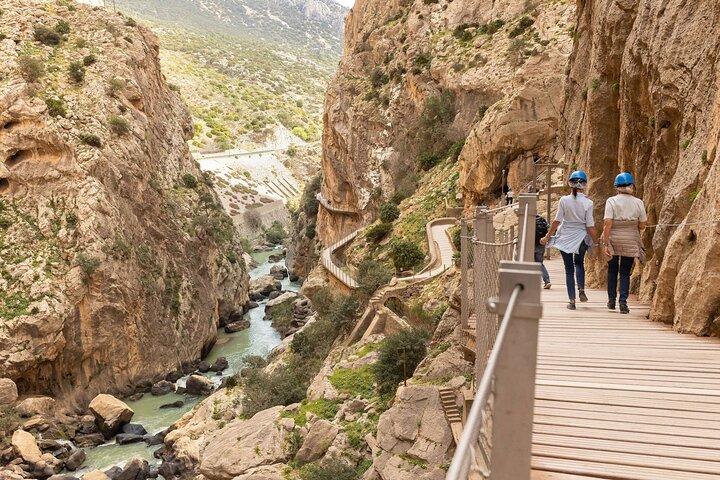 Tickets Caminito del Rey with guided tour from El Chorro