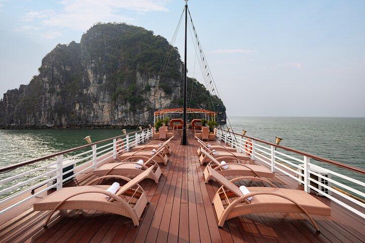 Explore Bai Tu Long Bay for 3 Days