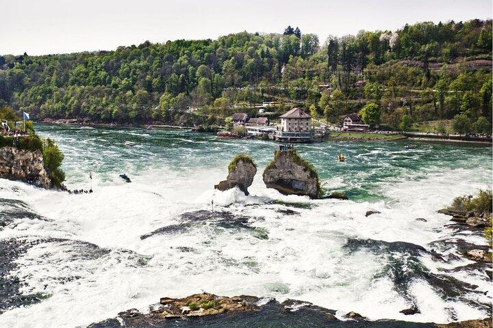 Guided Daytrip to Rhine Falls and Stein am Rhein from Zurich