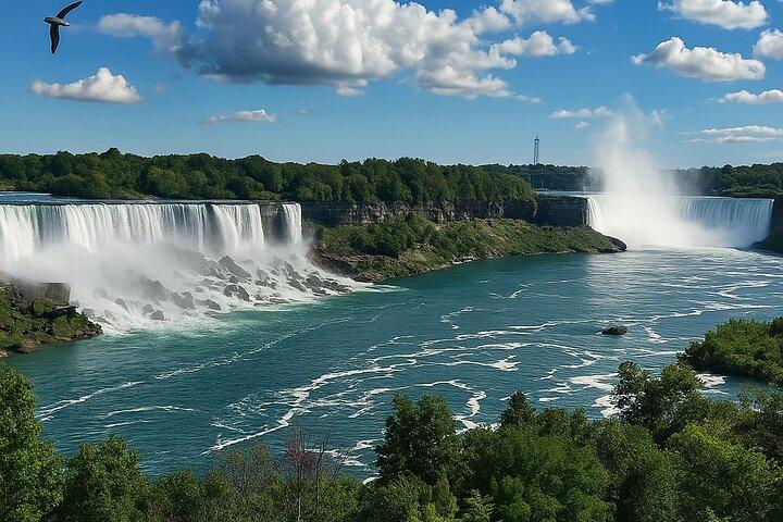 Walking Tour with Boat Cruise & Skylon Tower Panoramic View