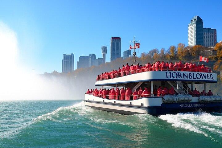 Walking Tour with Boat Cruise & Skylon Tower Panoramic View