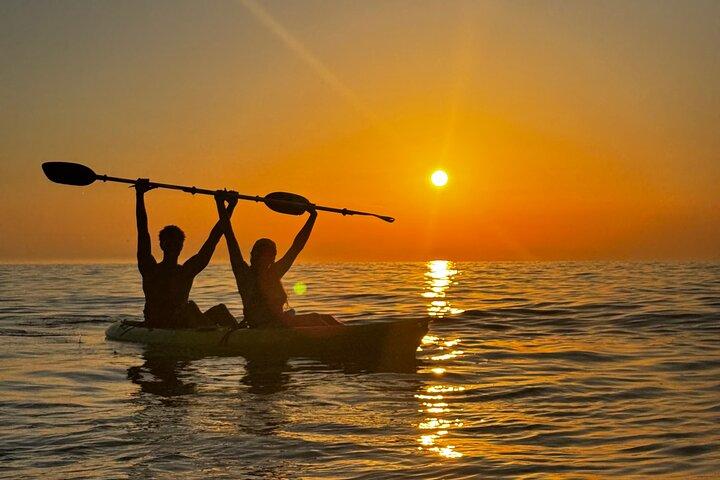 Sunset kayak/Sup tour - Lukova caves and Secret beaches