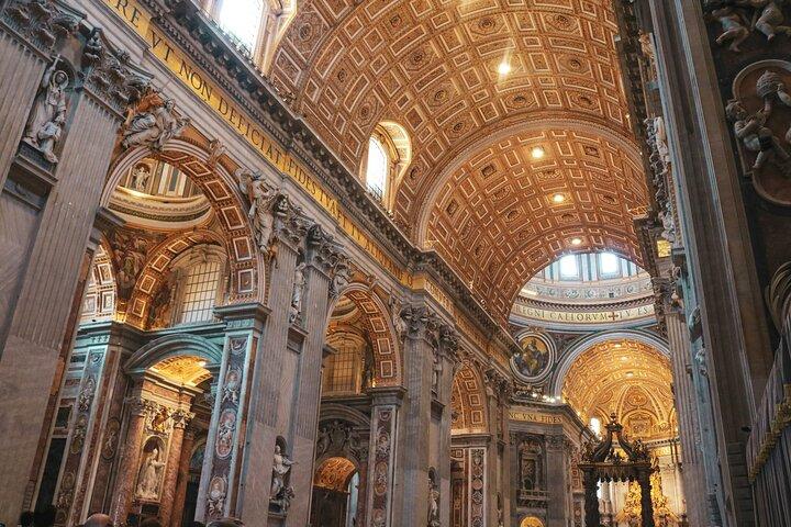 Rome's St. Peter’s Basilica Walking Guided Tour With Dome Climb