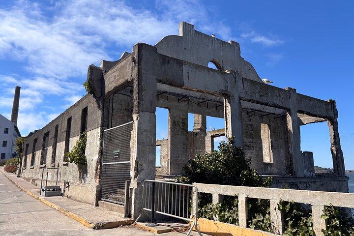 Alcatraz Island Prison Tour and San Francisco Bay Cruise