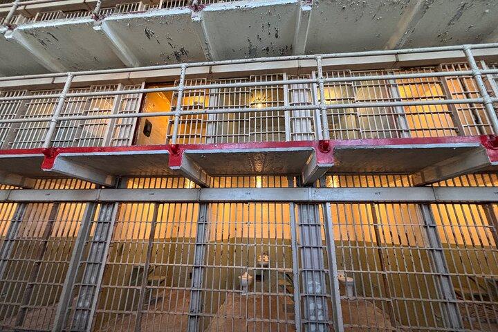 Alcatraz Tour Ticket with Ferry Rides From Pier 33