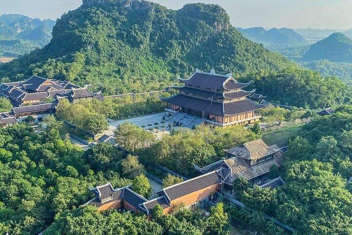 From Hanoi Deluxe Tour to Bai Dinh Pagoda, Trang An, Mua Caves