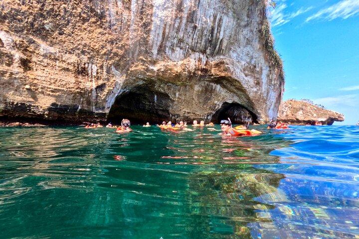 Los Arcos Snorkeling & 5 Island Adventure