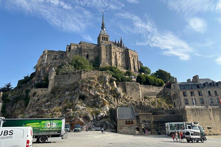 Private Mont-Saint-Michel with Guide & Calvados