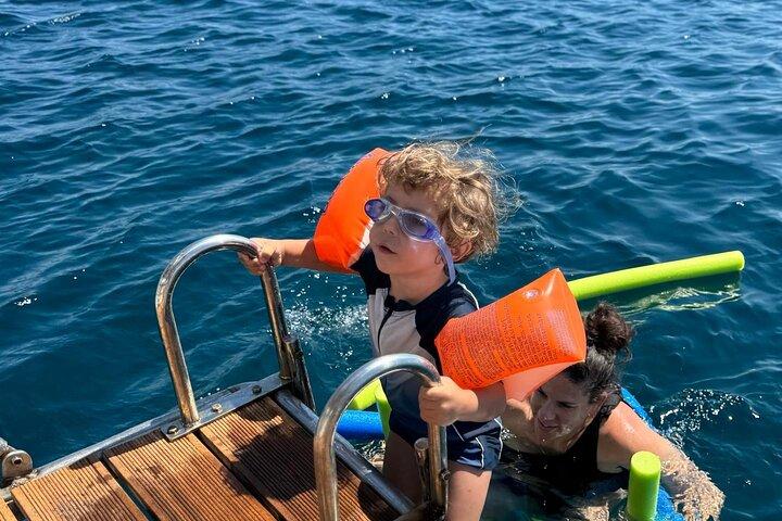 Corinth Canal & Saronic Gulf GlassBottom Cruise: 4h Swim & Buffet