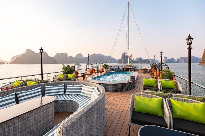 Amethyst Daily Cruise - 1 Day Luxury Halong Bay Tour from Hanoi
