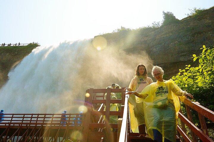 Niagara Falls USA Tour with Maid of the Mist & Cave of the Winds