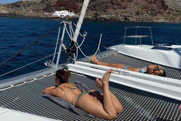 5 Hour Semi Private Catamaran Tour in Santorini with Lunch