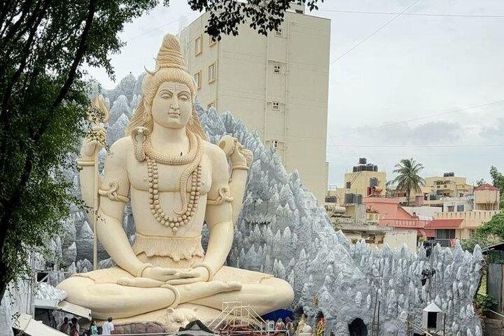 Full Day Bangalore City Highlights Guided Tour with Lunch