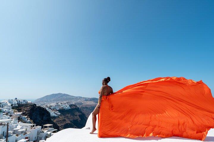 Flying Dress photoshoot Santorini including pick up/ drop off