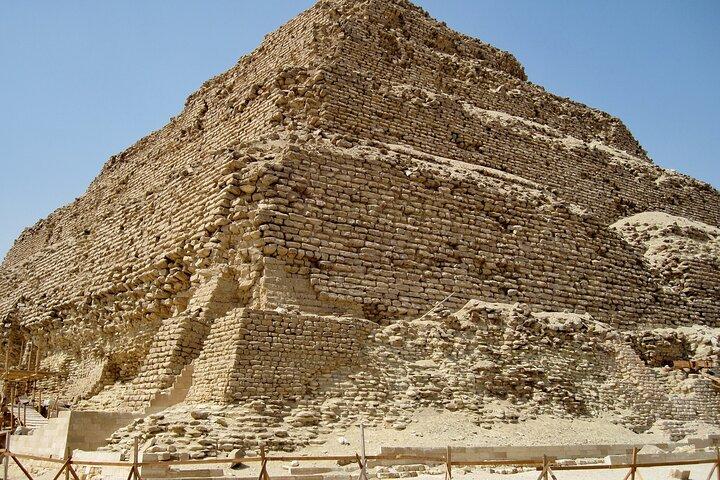 Group Tour to Memphis Sakkara and Dahshur Pyramids