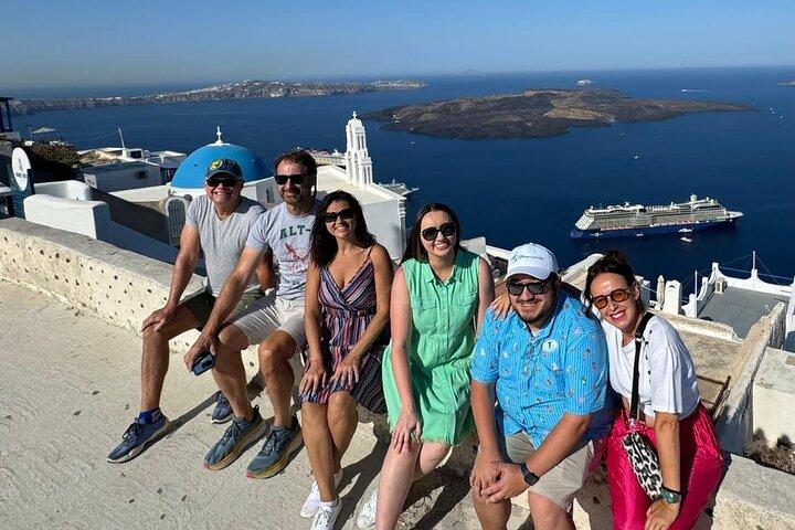 3 Hour Santorini Highlights and Oia Tour For Cruise Passengers