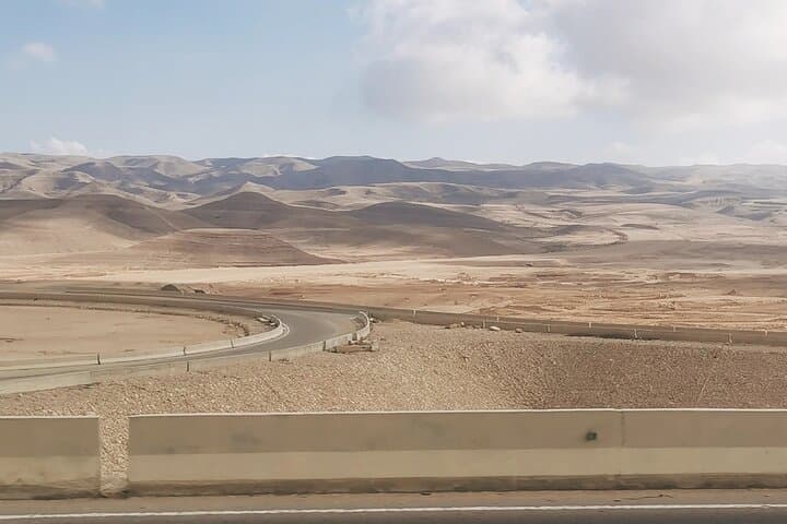 Private Transfer from Luxor to Hurghada with Dendera Temple
