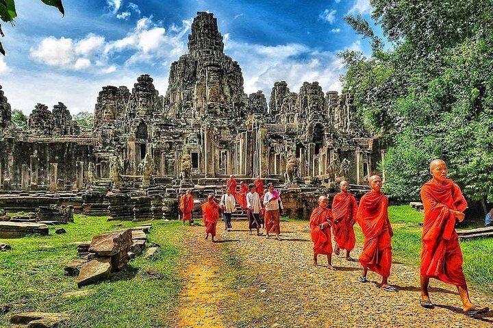 Full Day Angkor Sunrise Adventure from Siem Reap