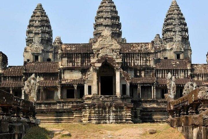Full Day Angkor Sunrise Adventure from Siem Reap