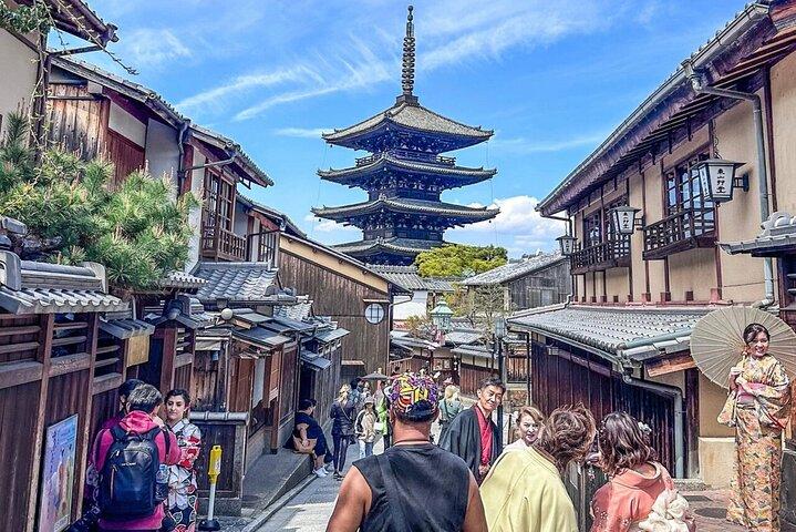 Kyoto Adventures Private English Tour With Hotel Pick Up
