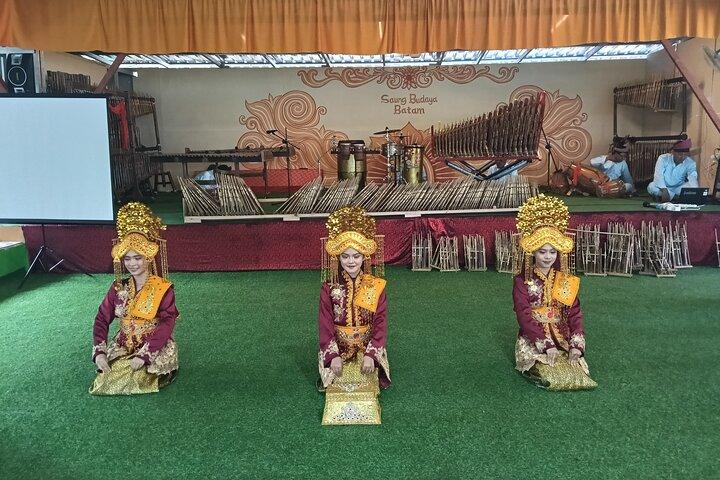 Batam Culture & City Tour w/Singapore Ferry Tix, Massage & Lunch