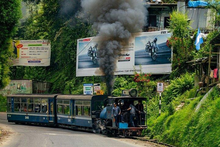 Eastern Himalaya (Darjeeling, Pelling, Gangtok & Kalimpong)