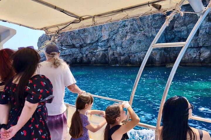 Glyfada Athens Fishing and Snorkeling Boat Tour with Lunch
