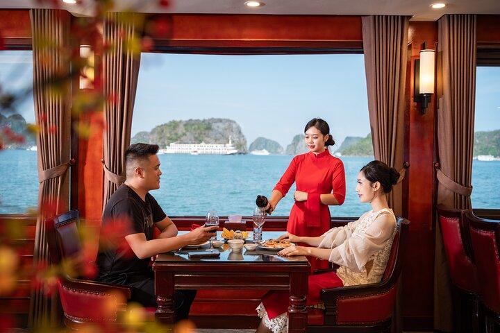 Ha Long Bay Luxury Day Cruise-Buffet Optinal India-Caves&Kayaking