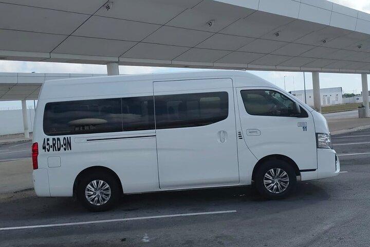 Roundtrip transportation from Cancun Airport to Playa del Carmen Hotel