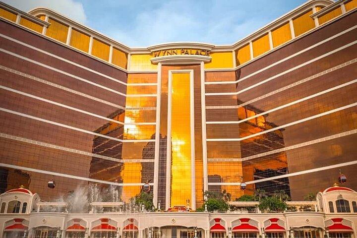 Macau Tour luxury MPV limousines pick up from Hong Kong
