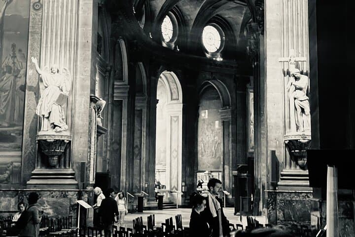 Paris Occult and the History of the Dark Arts Tour
