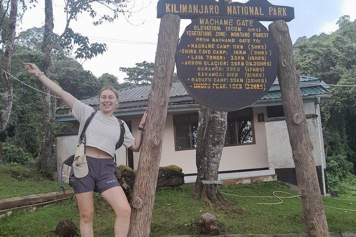 Kilimanjaro Group Trek Lemosho Route 8 Days