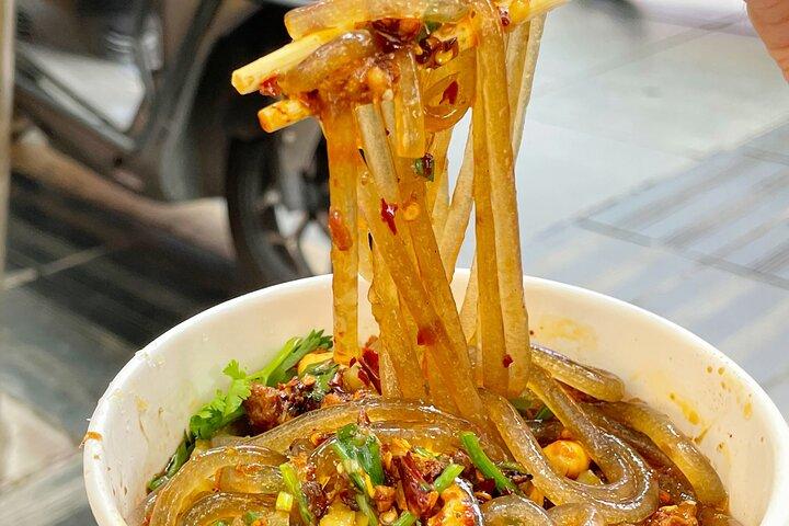 Chongqing Food Exploration, Old Town & Magic Night Views