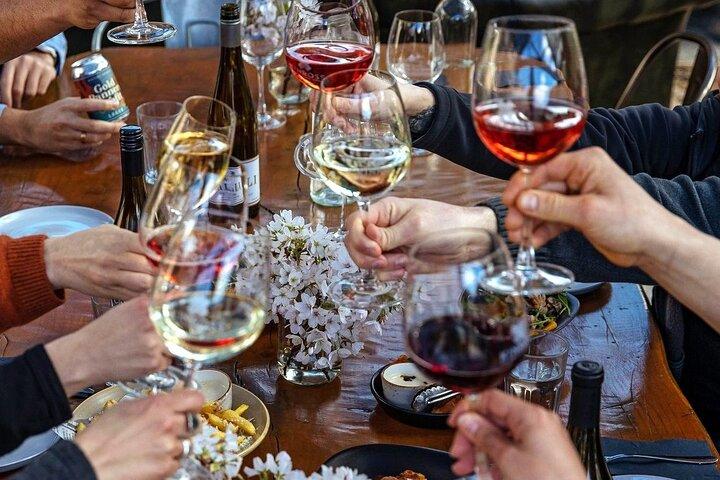 Queenstown Boutique Wine Tour - All-Inclusive 4 Wineries & Lunch