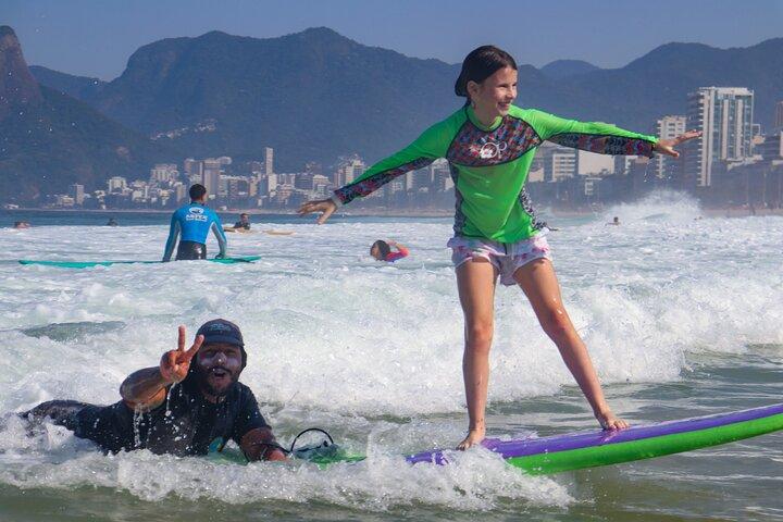 Surf Lessons in Rio: Authentic Arpoador Beach Surf Experience