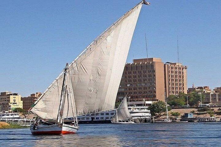 Private Nile Felucca Cruise with Transfers and Refreshments