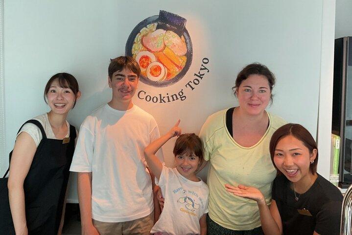Cozy Tokyo Class: Ramen, Sushi, Sake Pairing & Cultural Exchange