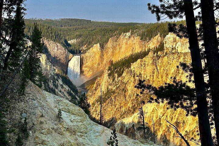 250th Anniversary Yellowstone 55+ Adults Only Deals,gifts & lunch