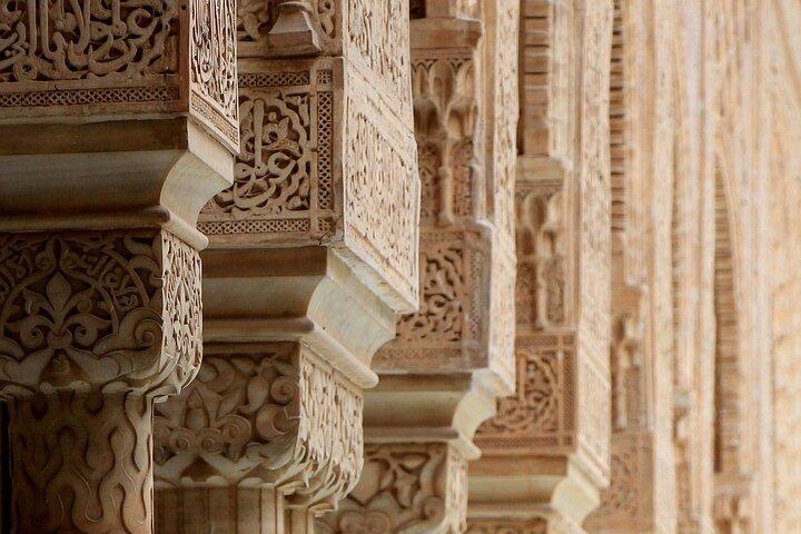 Guided Tour of the Alhambra with Official Guides