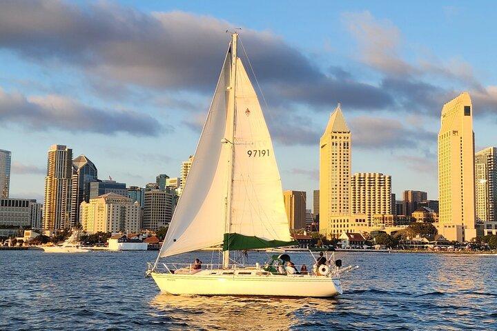 Deluxe Sunset & Day Sail Small Group