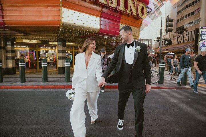 Professional Wedding Chapel Photographer in Las Vegas