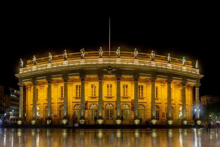 Bordeaux Night Tour: Private Evening Highlights Experience