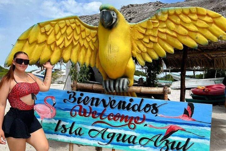 Tour to Agua Azul Island Departure from Merida to Yucatan