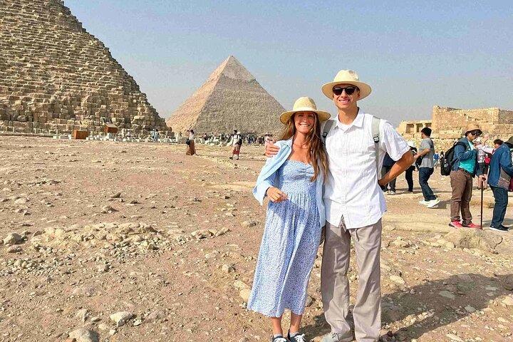 Half Day Tour To Giza Pyramids and Saqqara