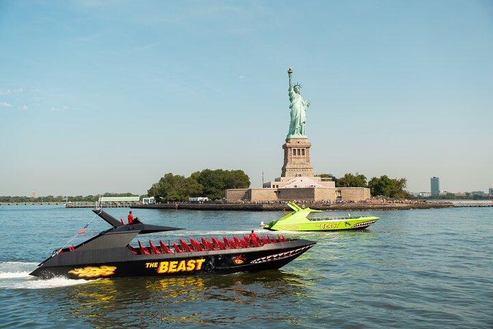 The Beast Speedboat Ride - Downtown NYC