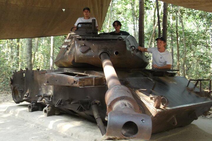 Private History Tour Cu Chi Tunnels and Saigon City Tour